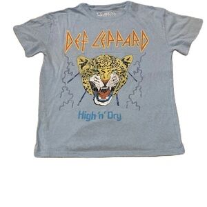 Def Leppard Blue Short Sleeve Tee with Graphic Design Sz. Small